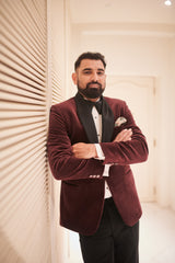 Mohammed Shami acing Tuxedo look to receive the Sportsman of the Year honour at the Sportstar ACES Awards