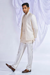 Exquisite Lakhnavi Indowestern Set