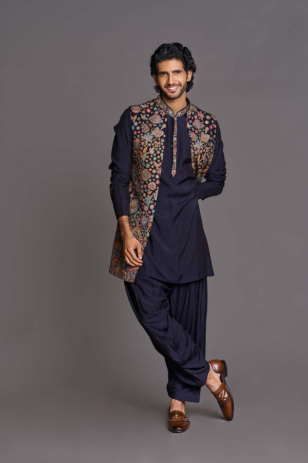 Multicolour floral patterned bundi