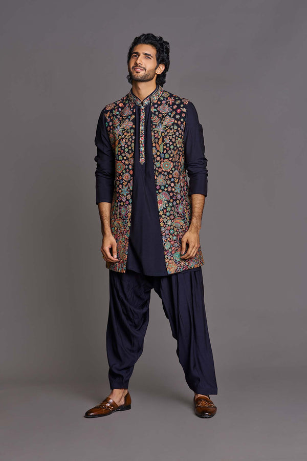Multicolour floral patterned bundi